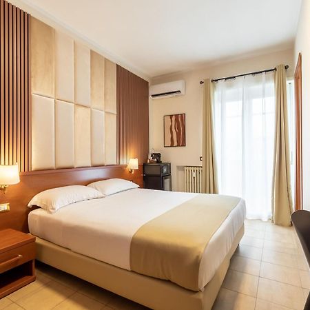 Albadomus Affittacamere O Guesthouse ローマ エクステリア 写真