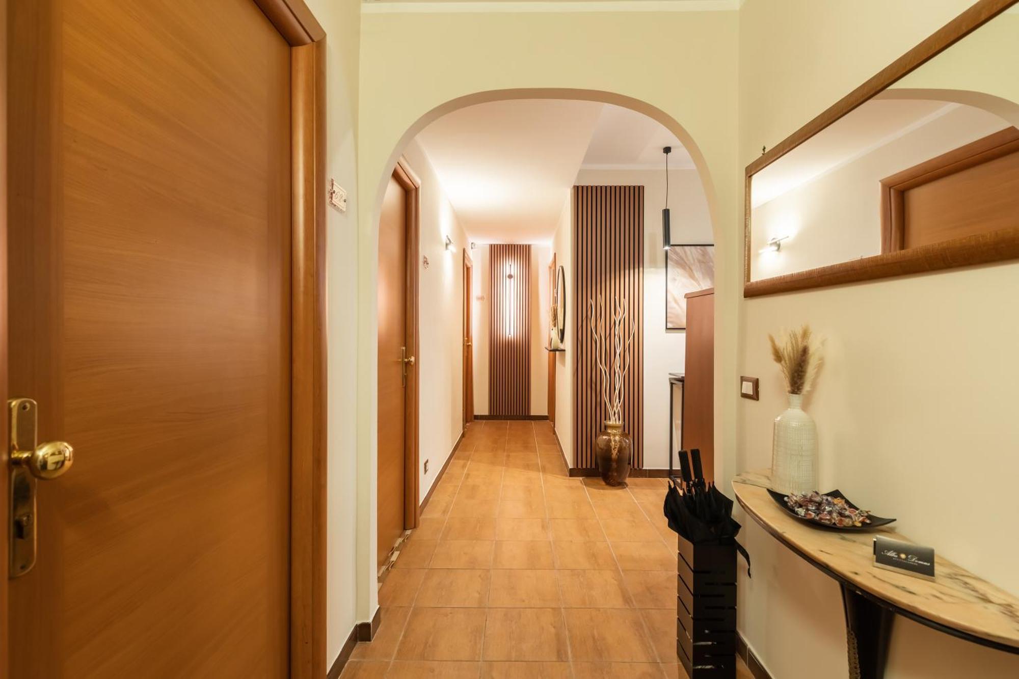 Albadomus Affittacamere O Guesthouse ローマ エクステリア 写真